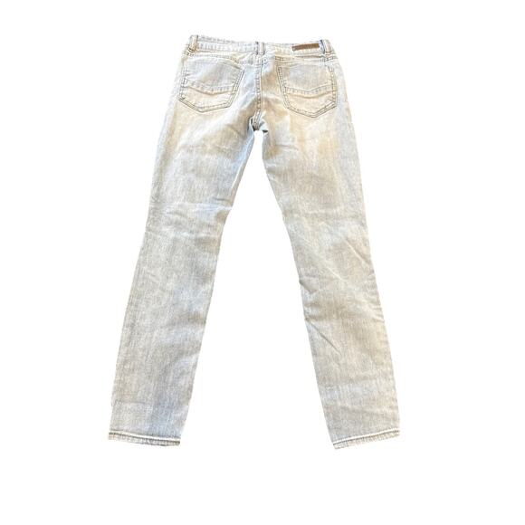 Dollhouse Women's Charley Jeans Denim Distressed Blue Light Wash Size 7 - Picture 15 of 16